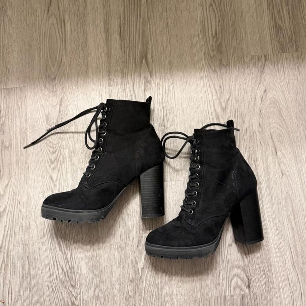 Forever-21 Women's Black Boots
